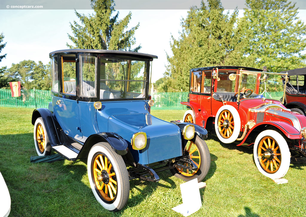 1914 Detroit Electric Model 90